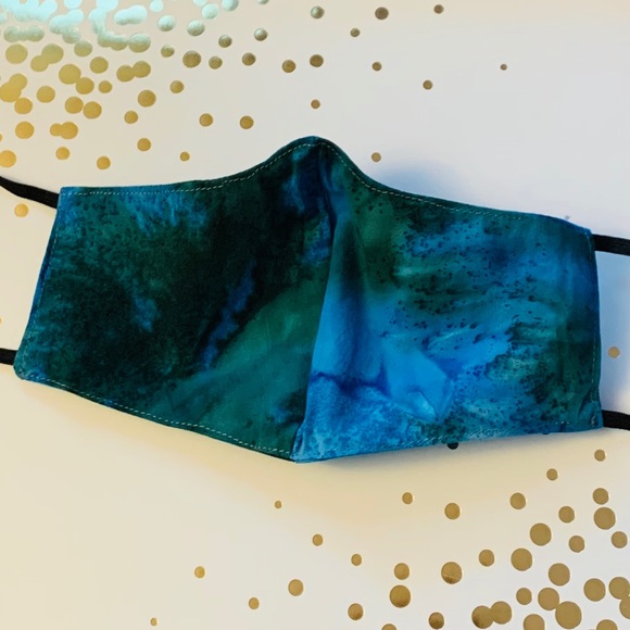 Homemade Fabric Face Mask - Picture 2 of 7